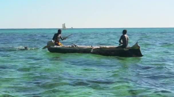 Anakao Madagaskar Maj 2019 Utsikt Från Litet Fiskefartyg Seglar Nära — Stockvideo