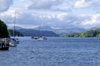 Windermere Gölü manzarası, Lake District, Cumbria, İngiltere
