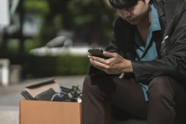 Les Employés Licenciés Démissionnés Entreprise Utilisent Leur Téléphone Portable Pour — Photo