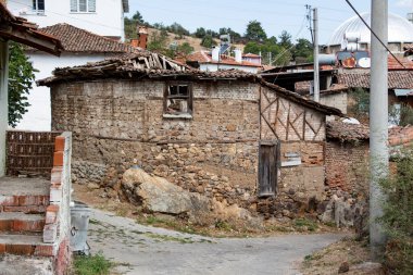 Tipik kırsal alan ve köydeki köylü evleri. Eski kasabadaki eski evler