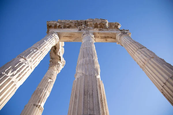 Antike Ruinen Der Akropolis Von Pergamon Antike Säulenruinen Der Stadt — Stockfoto