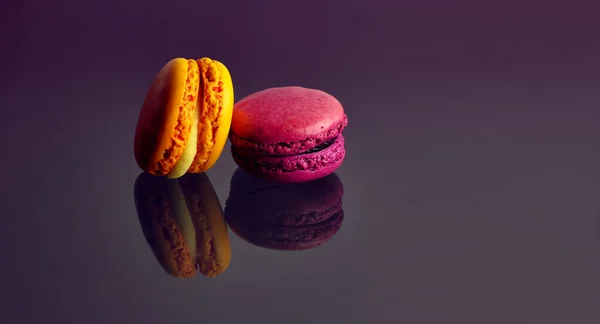 Close View Macaroons Prominent Warm Color Palette Featuring Shades Red — Stock Photo, Image