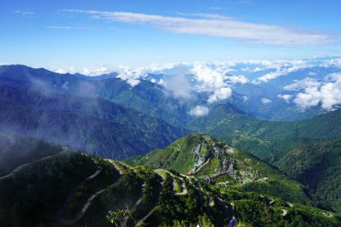 İpek Yolu Sikkim 'in Zig Zag Yolu manzarası