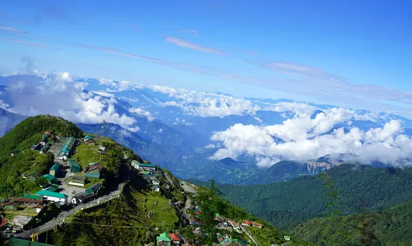 İpek Yolu Sikkim 'den Dzuluk' un Tam Görünümü