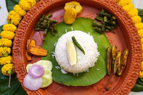 stock image Bengali Cuisine served in earthenware during Jamaisasti Occasion