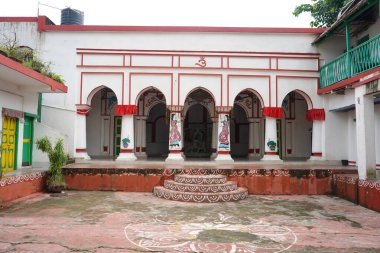 Sabarna Roy Chowdhury 'de Durga Idol ya da Behala' da Mejo Bari