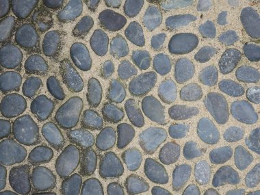 Leiden Hortumu 'nda siyah çakıl taşlarından yapılmış bir zemin.                         