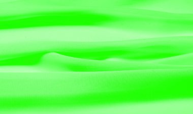 Doku - soluk yeşil ipek. Bu kumaşı herhangi bir mevsim için sıradan bir görünüme dönüştürebilirsin. Yumuşak siluetlere kolayca akabilen esnek, akışkan kumaşlar her şeyi yaratmanızı sağlar..