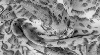 Afrika usulü siyah beyaz ipek kumaş. Tasarımcı, doku deseni, arkaplan koleksiyonu.