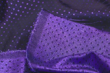 Kusursuz. Küçük puantiyeli metalik parıltılı kumaş. Siyah. Bu metalik parıltılı kraliyet mavisi kumaşı bir sonraki projeniz için mükemmel bir kraliyet seçimidir.!