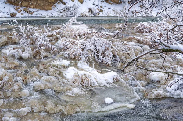Zimą Rzeka Zamarza Moją Ulubioną Częścią Zimy Naszą Rzeką Jest — Zdjęcie stockowe