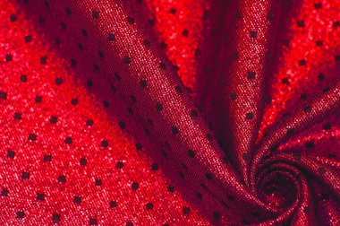 Küçük puantiyeli metalik parıltılı kumaş. Kırmızı bordo. Tatil geri sayımı mı? Kumaşlarımızdaki başarılarınıza ve etkinliklerinize kadeh kaldıralım.