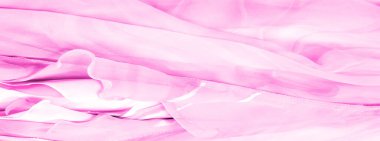 Kusursuz kaleydoskop, pembe ipek. Kalabalıktan canlı bir renkle uzaklaşın. Işığı yansıtan parlak dalgalar, enfes sofistike dalgalar. Bu sıcak pembe ipek krep de chine..