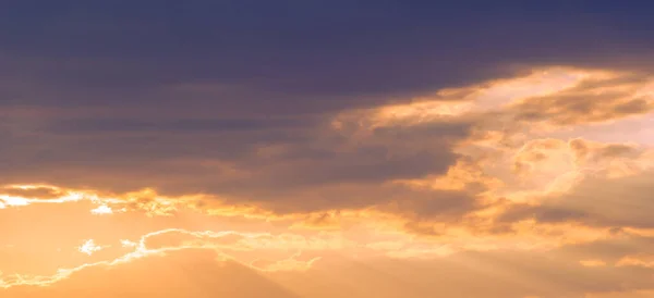 Облака Рассвечивают Романтику Заката Сижу Облаках Лечу Над Ангелами Должен — стоковое фото