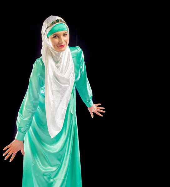 Modello Studio Foto Abbigliamento Musulmano Parola Araba Hijab Tradotto Letteralmente — Foto Stock