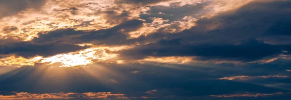 Wolken Dämmeren Sonnenuntergangsromantik Keine Wolke Ist Dunkel Dass Irgendwann Die — Stockfoto
