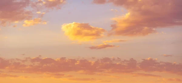 Gün Batımının Bulutları Romantizm Şafak Vakti Romantik Pembe Bulutlar Gün — Stok fotoğraf