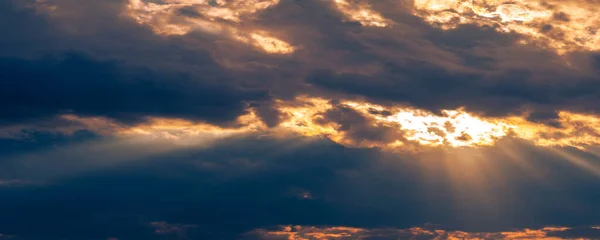 Wolken Dämmeren Sonnenuntergangsromantik Sehr Sanfte Romantische Rosa Wolken Himmel Der — Stockfoto