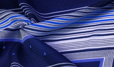 İpek kumaş, mavi arka plan, çizgili beyaz ve mor çizgiler, Meksika teması, Meksika pançosu kostümleri. Desen deseni, koleksiyon,