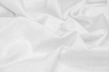 Beyaz keten kumaş dayanıklı ve uzun ömürlü. Sıcak hava için serin ve solunabilir. Lüks ve zarif bir görünüşü var.