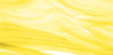 Kusursuz kaleydoskop, sarı ipek. Şık bir sunum için ihtiyacın olan tek şey güneşli sarı ipek bir musluk..