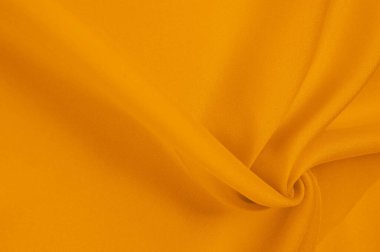 Sarı ipek kumaş. Dekor projelerinde kullanmak için 100 saf sarı ipek kumaş yüksek kalite koyu kehribar renkli ipek saten ideal