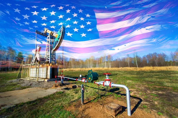 The famous image of the American oil industry. Symbolizes the importance and history of oil production in the United States. Depicts the connection between energy independence and national pride.
