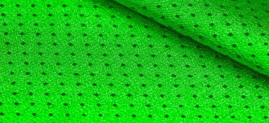 Küçük puantiyeli metalik parıltılı kumaş. Yeşil renk... şimdi parıldayan metalik kumaş tam güç geri geldi! Tasarımcının bu su benzeri sıvıyı kullanması onu zarif ve şık kılıyor..