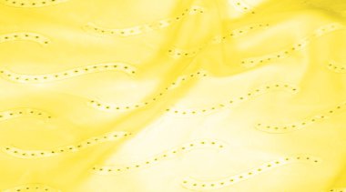 Kusursuz kaleydoskop, sarı ipek. Şık bir sunum için ihtiyacın olan tek şey güneşli sarı ipek bir musluk..