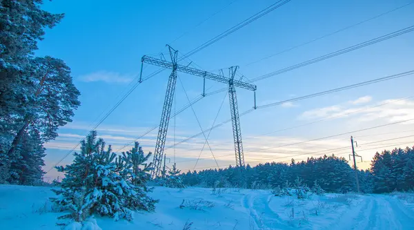 It is necessary to prepare for severe frosts. Make sure power lines are properly insulated and protected. Take the necessary precautions to prevent damage or shutdowns due to frost.