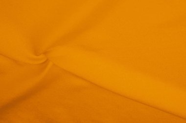 Sarı ipek kumaş. Dekor projelerinde kullanmak için 100 saf sarı ipek kumaş yüksek kalite koyu kehribar renkli ipek saten ideal