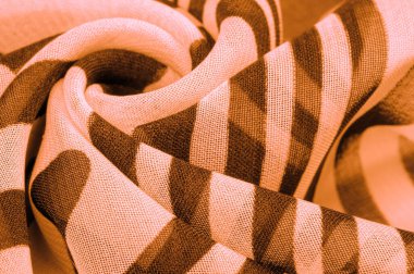 İpek kumaş, kahverengi ve beyaz soyut çizgiler. Soyut kahverengi ve beyaz desenlerin sihirli şekli. Retro modern dekor, tekstil sanatı, tasarım, doku, 