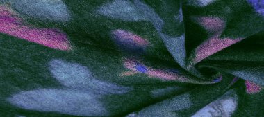 Kelebek desenli yeşil yün kumaş. Yeşil kırmızı mavi. Dekor modern, tekstil sanatı, doku, arkaplan, desen