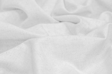 Beyaz keten kumaş temiz ve pürüzsüz görünmesiyle bilinir. Keten liflerden yapılmış. Diane 'deki başarını garantileyecek. Hafif olduğu için sıcak havalarda giysi ve yatak için ideal.
