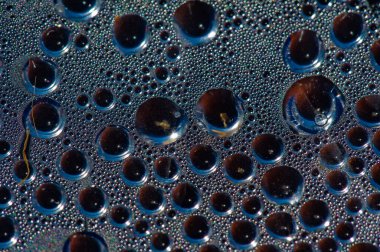 Benzersiz su kabarcığı şekilli buhar damlası tasarımı mutfağınızın ya da banyonuzun estetik çekiciliğini arttırır. Daha iyi buharlaşması için yüksek işlevsel ve verimli buhar dağılımı sağlar.