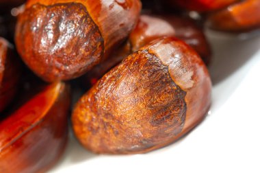 Samimi sonbahar buluşmaları ya da şenlikli etkinlikler için ideal. Bu sonbahar ikramı ile sıcak ve rahat bir atmosfer yaratın. Konuklarınızı etkileyecek güzel bir sunum..