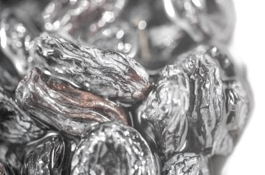 Mutfak yaratımlarındaki kara kuru üzümlerin çok yönlü dünyasını keşfedin. Bu maddenin dünyanın dört bir yanından gelen yemekleri nasıl geliştireceğini öğren. Zengin tarihi ve faydaları öğren.