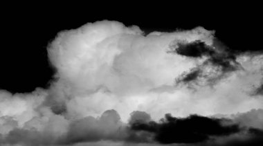 Siyah arkaplanda beyaz bulutlar var. Tasarımcı için malzeme