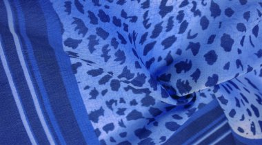 Mavi beyaz çizgili ipek kumaş, Afrika tarzı zebra derisi. Tasarımcı için, tasarımın taslağı, dekoratörün çevresi. Arkaplan dokusu koleksiyonu