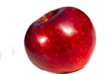 Parlak ve sulu elmaların tadını çıkar. Rahatlatıcı bir elmalı atıştırmalıkla rahatla. Bu harika meyve ürünüyle günlük vitaminlerinizi alın..