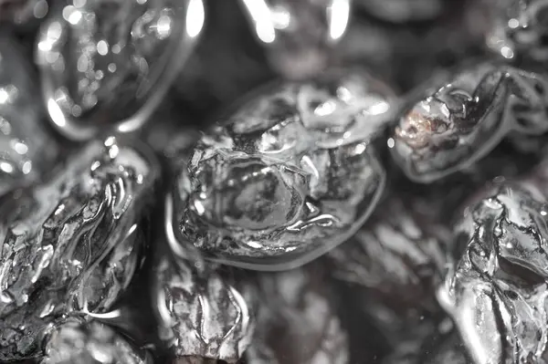 Kabarık siyah kuru üzümler yemeklere derinlik ve tatlılık ekler. Hem lezzetli hem de tatlı tarifler için çok yönlü bir malzeme. Bu ayrıntılı ve kişiselleştirilmiş kuru üzümle aşçılığını geliştir.