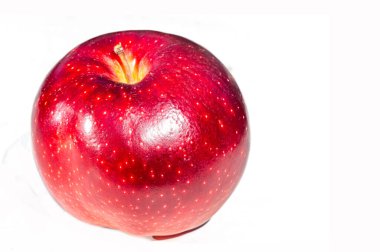 Taze elmaların parlak ve sulu tadını çıkar. Bu çıtır elmalı atıştırmalıkla rahatla. Vücudunuzu elma vitaminleriyle doldurun..