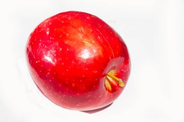 Rahatlatıcı bir atıştırmalık olarak elmanın parlak ve sulu tadını çıkar. Bu harika meyveyle günlük vitamin dozunu al. Sağlıklı yaşam tarzı kavramı tazeleniyor.