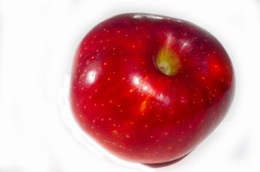 Bu elma gevşeme konseptinin parlak ve sulu tadını çıkarın. Bu lezzetli elma şekeriyle günlük C vitamini dozunu al. Rahatlayın ve bu ferahlatıcı ve renkli elma atıştırmalığıyla canlanın.