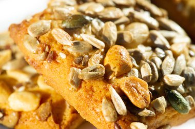 Yüksek kaliteli malzemelerle yapılan lezzetli yemekler. Atıştırmalık ya da kahvaltı için ideal. Çeşitli lezzet ve seçeneklerde kullanılabilir.