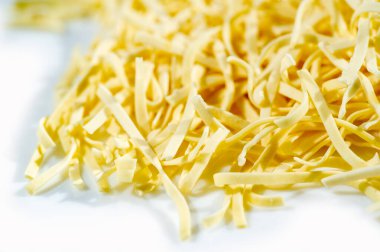 Yüksek kaliteli malzemelerle geleneksel İtalyan makarnası. Lezzetli bir öğle ya da akşam yemeği için ideal. Otantik İtalyan mutfağı isteyenler için mükemmel bir seçim..