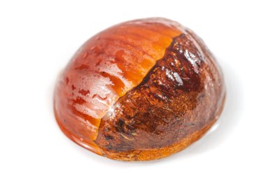 Ashnut beyaz bir arka planda çarpıcı bir şekilde yakalanıyor. Kırsal cazibe ve doğal güzellik yayıyor. Doğa fotoğrafçıları için ideal. Karmaşık detayları yakalamak için yakın çekim yapmak için ideal