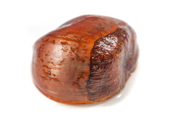 Kestanenin lüks dokusunu ve toprak tonlarını hisset. Faydalı özelliklerin ve bu doğal lezzetin tadını çıkarın. Kestanelerin zengin renkleri ve aromaları duyularınızı canlandırsın.