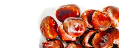 Chestnut Craft ile doğanın güzelliğini tecrübe edin. Kestane düzenleme sanatını keşfedin. Mevsimin hediyelerini sevgi ve doğa yolculuğuyla kutlayın..