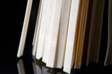 Makarnaya vurgu yapan otantik İtalyan mutfağı. Bavette ve diğer geleneksel tariflerde uzmanlaşmış. Her lokmada İtalya 'nın tadını çıkar..